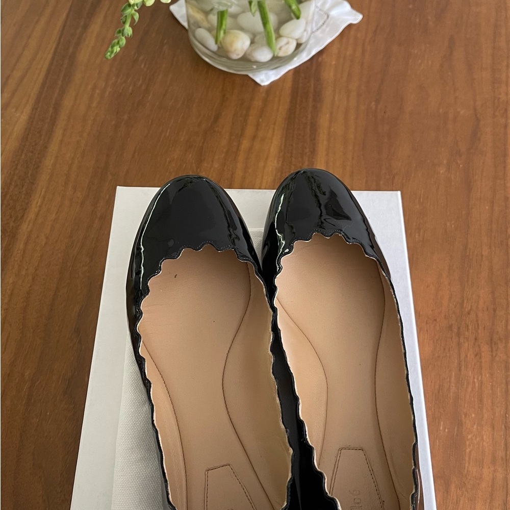 Chloe Glossy Black Scalloped Flats - Picture 5 of 6